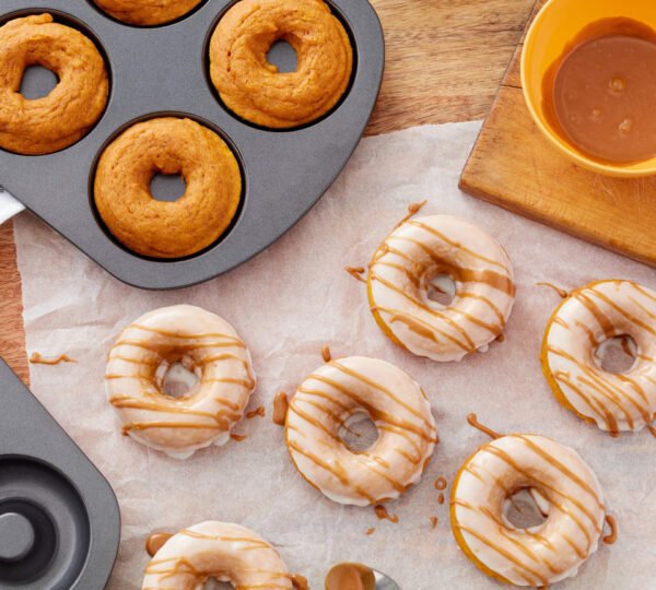 2-Pack 6-Cavity Donut Baking Pans