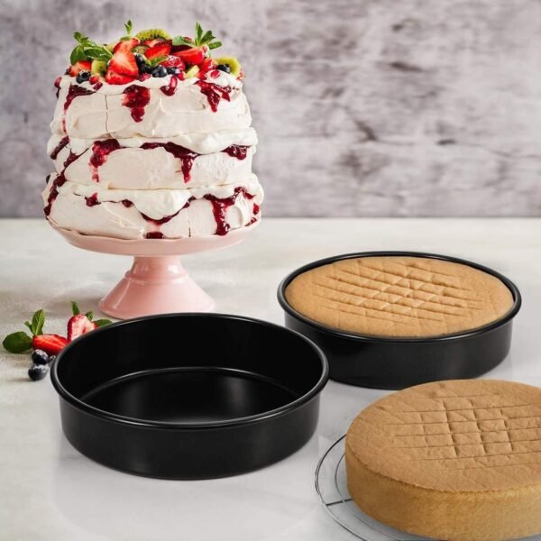 H4ed92ced9d9347d8bc1f7592117d9138N.jpg_960x960q80.jpg 3-Piece Round Cake Pan Set