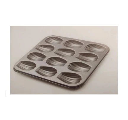 12-Cavity Madeleine Baking Pan