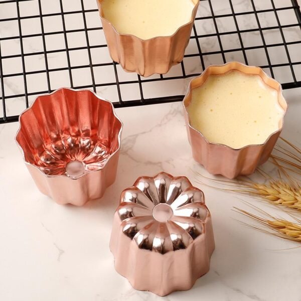 H77bcd2d33bcc4e439373d50912669d5cz.jpg_960x960q80.jpg French Canelé Baking Mold