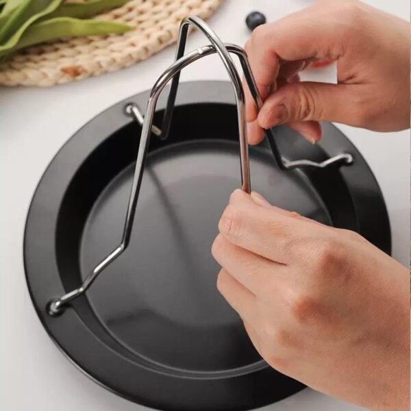 Vertical Metal Chicken Roaster